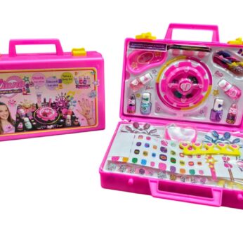 JULIANA DISEÑO DE UÑAS